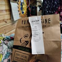 Delivery at Pure Cuisine in Madrid