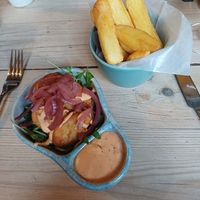 Vegan  bites (starter) and chips at The Prince Rupert in Newark