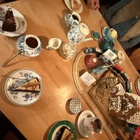 Vorne: 2x Veganer Kuchen   at Tante Emma Tea Room & Bistro in Fischen