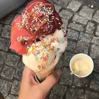 Kleines Kunstwerk at Green Scoop Vegan in Berlin