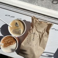chai latte and caramel macchiato with oat milk   at Margo's Amsterdam - Jordaan in Amsterdam