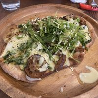 Pizza  at Unique (V) Pizzeria SUKHASANA in Osaka