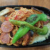  at Unique (V) Pizzeria SUKHASANA in Osaka