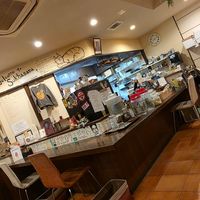  at Unique (V) Pizzeria SUKHASANA in Osaka