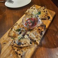  at Unique (V) Pizzeria SUKHASANA in Osaka