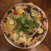  at Unique (V) Pizzeria SUKHASANA in Osaka