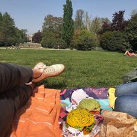 ho provato questi flowe burger con mia sorella che non é per niente vegana e sono piaciuti molto anche a lei:)  at Flower Burger - Corso Garibaldi in Milan