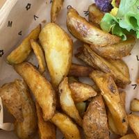 Baked potatoes   at Flower Burger - Corso Garibaldi in Milan