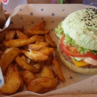 jungle burger with wedges  at Flower Burger in Amsterdam