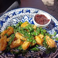 Nyoquis amb seva caramelitzada at La Vermuteria in Solsona