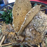 Curry de lentejas, quinoa y espinacas  at La Vermuteria in Solsona