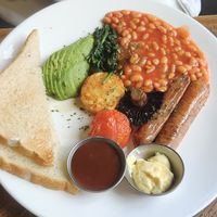 Vegan English breakfast at The Betjeman Arms in London