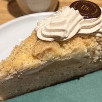 Apple streusel cake  at Leni's Sweet and Salty in Maulburg