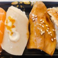 abaloney nigiri and king oyster mushroom nigiri at Saute Sushi 素特•素司 in Central Singapore