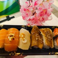 Customize aburi set at Saute Sushi 素特•素司 in Central Singapore