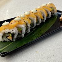 Zalmon Avocado maki rolls at Saute Sushi 素特•素司 in Central Singapore
