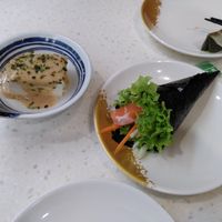 Chilled tofu and salmon temaki at Saute Sushi 素特•素司 in Central Singapore