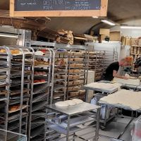 Backstube direkt um Laden at Breid Bakers in East London