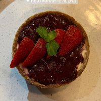 Delicia 🍓 #Veganuary at Allma Restaurante - Maybe closed in Rio De Janeiro