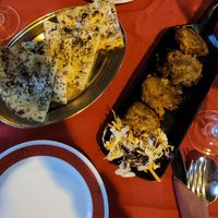 Onion starter and naan at Swaagat The Taste of India in Lisbon