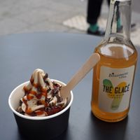 Sundae + Artisanal Ice Tea at Plan D - DWICH & Glace in Paris