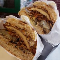 Dwich brun - fried portobello mushroom & pepper sauce #Veganuary at Plan D - DWICH & Glace in Paris