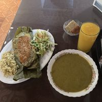 Meal of the day (December 2021). So much food for such a good price. Hidden gem for sure  at El Enebro in Pereira