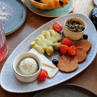 Vegan appetizers at Salt & Pepper in Medulin