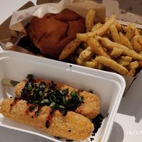 Yum ! at Kitsune Burgers in Brussels