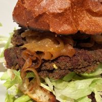 Bacon cheese burger at Kitsune Burgers in Brussels