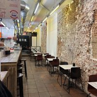 Intérieur   at Kitsune Burgers in Brussels