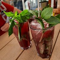 Erdbeer-Basilikum Schorle at Hans im Glück in Kiel