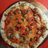 Pizza vegan (3 free toppings) at Why Not? in Chiang Mai
