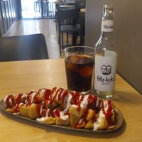Bravas y Fritz kola at A Flama in Zaragoza