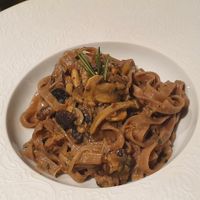 Autumn special pasta with mushrooms at Linfa in Milan