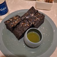 Charcoal Foccacia at Linfa in Milan