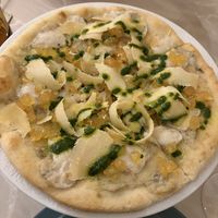 4 cheese & pear pizza   at Linfa in Milan