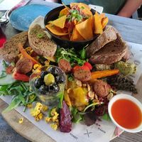 Vegan borrel plank at Liff in Assen