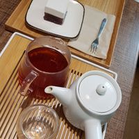 "African dance" oolong tea, vegan coconut milk & adzuki bean jelly, matcha latte with soy milk at Letcha Japanese Bakery & Tea Shoppe in Munich