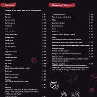 Todo carnívoro  at Telizzia Cat Café in Montevideo