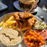 Sojaburger & Steakteller  at Deli in Leipzig