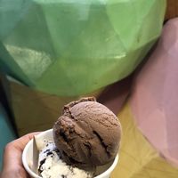 Vanilla oreo and almond chocolate   at Kem 2Cream - Hoan Kiem Lake in Hanoi