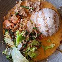 Curry mit Veggie Hühnchen at Lôc Vegan in Mainz