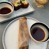 Spring roll en gefrituurde sushi  at Rozey in Delft