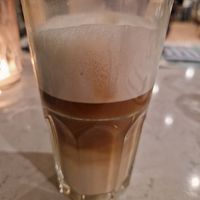 Latte macchiato at Rozey in Delft