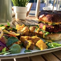 Lentil & beetroot burger #Veganuary at Ahimsa in Mallorca