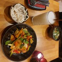 Nr. 15 with udon instead of rice and wan tan soup (in the back) at Chay Vegan Asian Kitchen in Hamburg