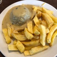 Vegan MacSween Haggis & Chips at The Real Food Cafe in Tyndrum