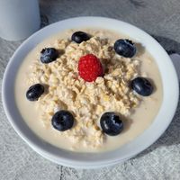 Overnight oats with blueberries at The Real Food Cafe in Tyndrum