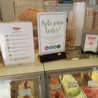 mayoría de helados aptos para veganos o personas intolerantes a algunas cosas  at Gelati Dino in Sitges